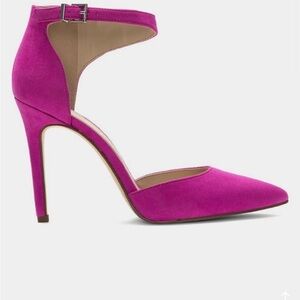 Jessica Simpson Postrie Heels